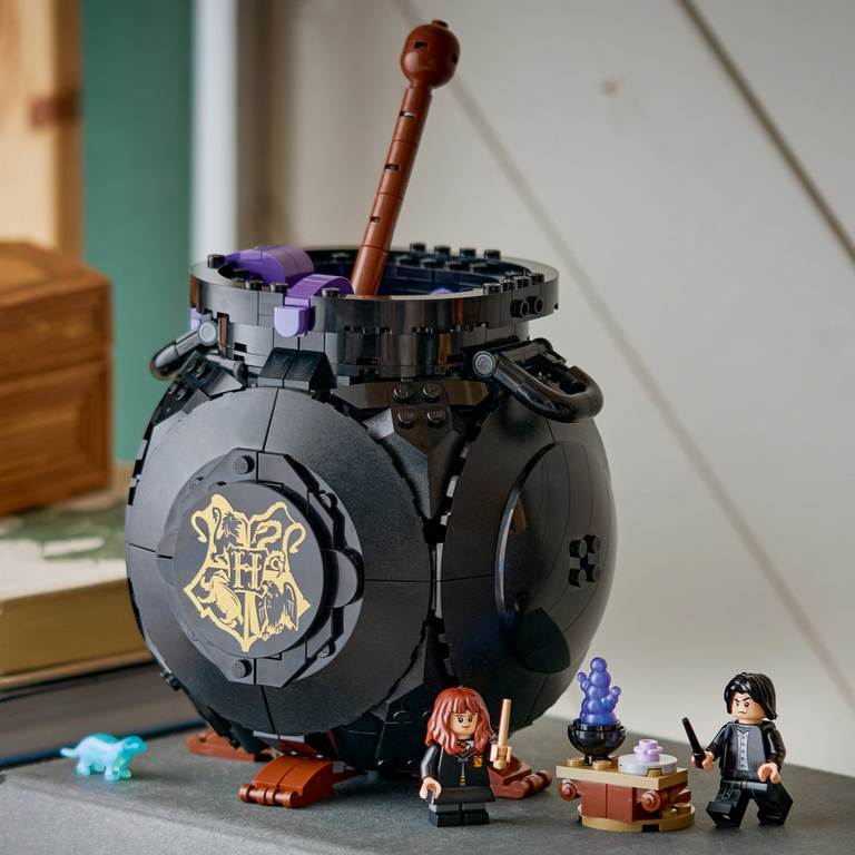 Konstruktorius LEGO Harry Potter  Cauldron: Secret Potions Classroom - 5