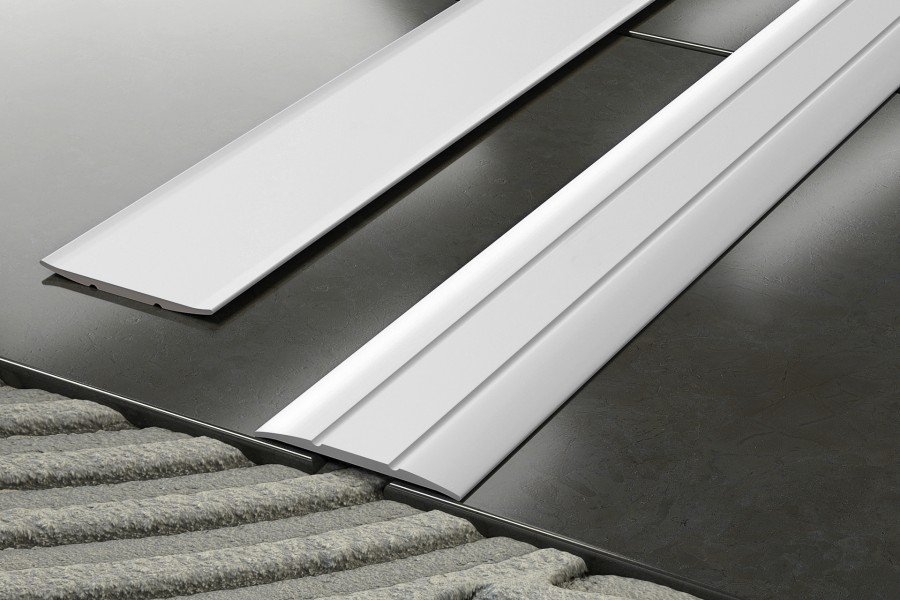 Aliuminė grindų juostelė, sidabrinės spl., 38 mm pločio, 90 cm ilgio - 3