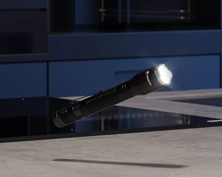 LED žibintuvėlis VARTA Aluminium Light F20 Pro, 250 lm, elementai 2xAA (įeina), juodos spalvos - 3