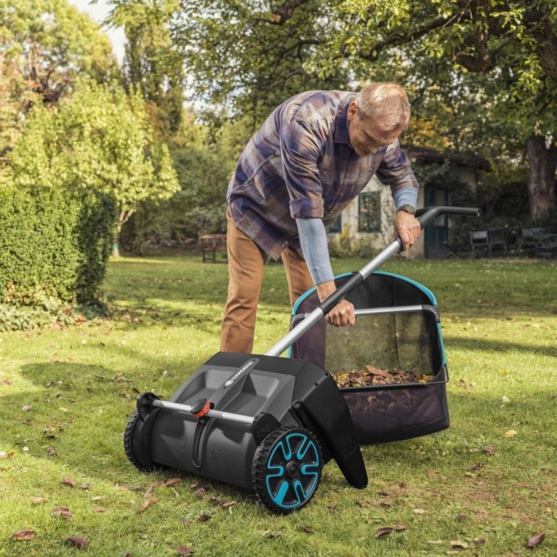 Lapų ir žolės rinktuvas GARDENA, surinkimo talpa 30 l, komplekte darbo pirštinės - 4