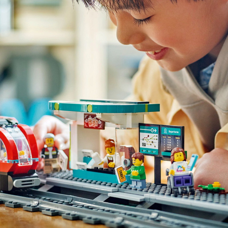 Konstruktorius LEGO CITY DOWNTOWN STREETCAR AND STATION - 5