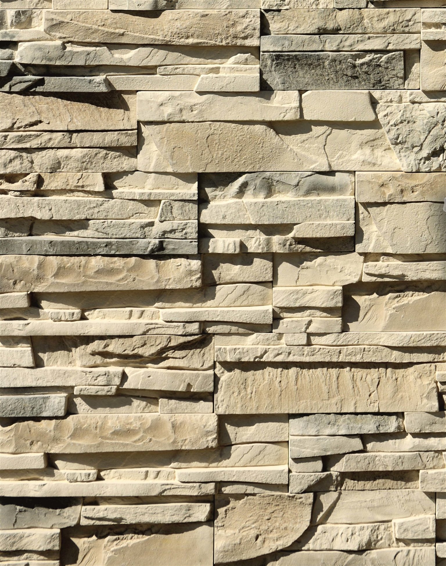Dekoratyvinio akmens plytelės SANTIAGO SAHARA, 18/24,5/32,5/39,5 x 9 cm, 0,48 m2