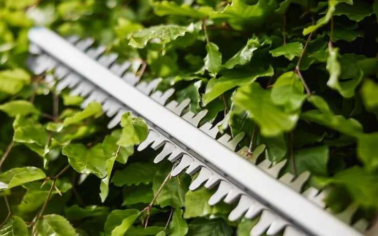 Akumuliatorinės gyvatvorių žirklės GARDENA EasyCut 45/18V P4A, 18 V, 2,0 Ah, 45 cm-1