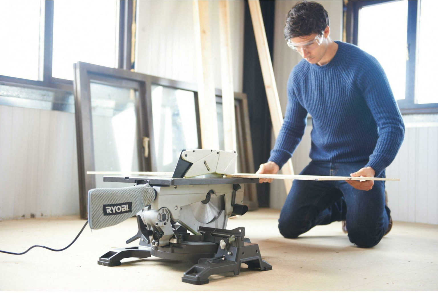 Elektrinis diskinis pjūklas Ryobi RTMS1800-G, 1800 W-1